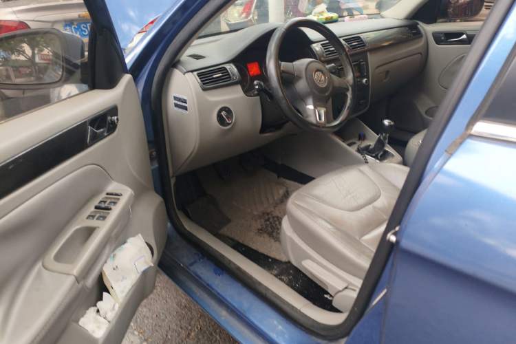 Used Volkswagen Bora 2012 1.6L Manual Comfort Model
