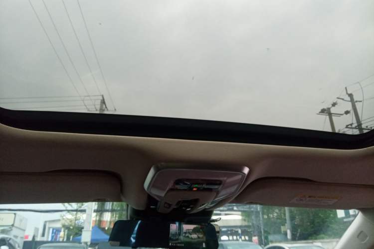 Used Hongqi H5 2025 1.5T DCT Qiyun 500 000th Unit Commemorative Edition
