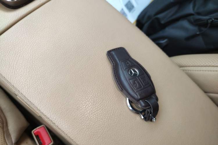 Used Mercedes-Benz S-Class 2012 S 300 L Luxury Grand Edition Vehicle Key