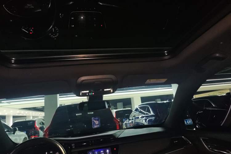 Used Cadillac XT5 2024 2.0T Two-Wheel Drive Fashion Edition
