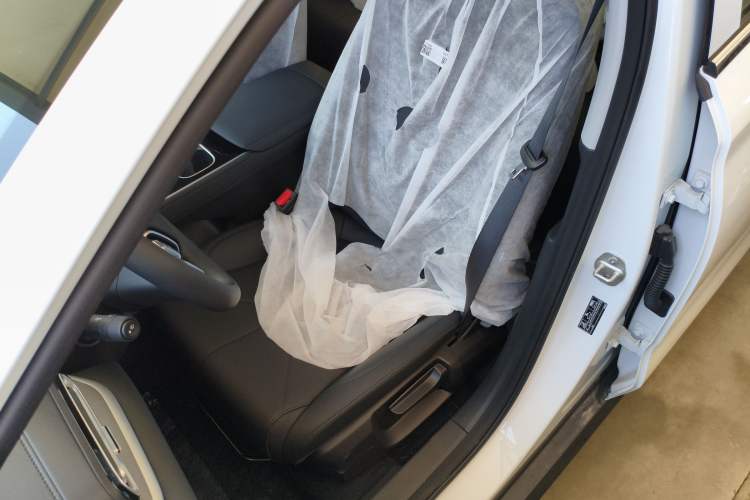 Used Geely Galaxy Stellar 6 2026 Model 125km Free-Style Edition
