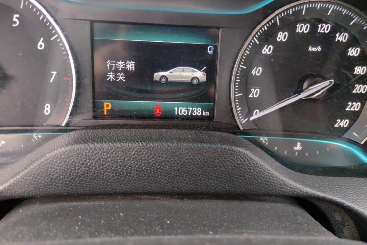 Used Buick GT 2018 15T Dual-Clutch Elite Model China V Standard Odometer Close Up