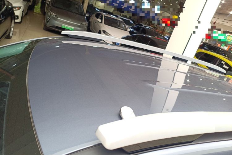 Used AION V 2025 Aion Tyrannosaurus 650 Smart Enjoy Edition Roof