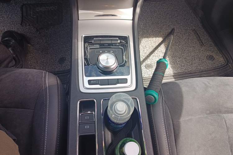 Used Roewe i6 New Energy 2017 45T Hybrid Connective Smart Luxury Edition