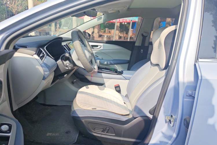 Used Rising ER6 2020 620 km Smart Edition
