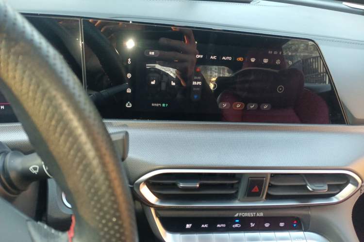 Used CHANGAN UNI-T 2020 1.5T Flagship Version Audio And AC Panel