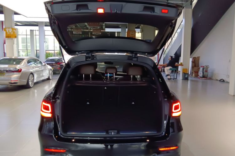 Used Mercedes-Benz GLC 2022 Facelifted GLC 260 L 4MATIC Dynamic Edition Trunk