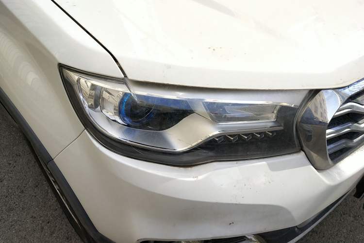 Used Haval H1 2015 1.5L AMT Luxury Model Right Front Headlight