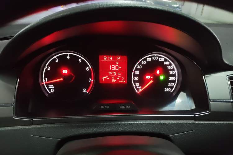 Used Volkswagen Santana 2018 1.5L Automatic Comfort Edition Instrument Cluster