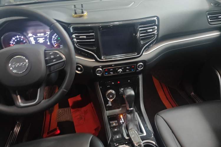 Used Jeep Grand Commander 2018 2.0T Four-Wheel Drive Enjoyment Edition China VI
