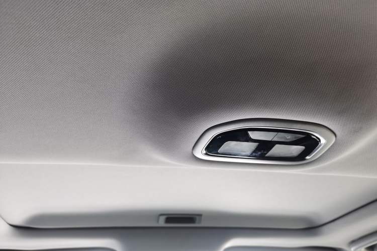 Used Geely Auto Emgrand 2021 UP 1.5L CVT Luxury Model Headliner