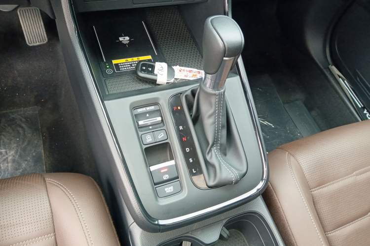 Used Honda CR-V 2023 240TURBO Two-Wheel-Drive Luxury Version 5 Seats