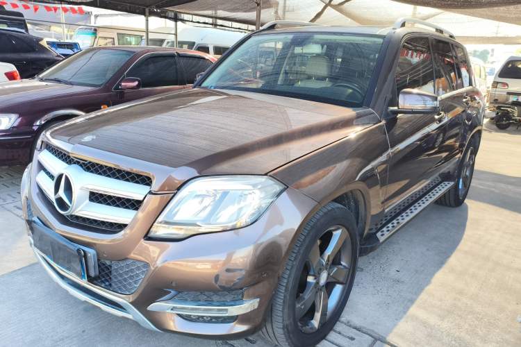 Used Mercedes-Benz GLK-Class 2013 GLK 300 4MATIC Dynamic Sunroof Model
