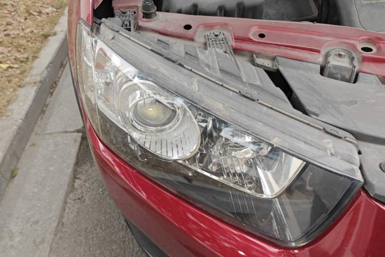 Used Chevrolet Captiva 2015 2.4L Two-Wheel Drive Urban Version 5 Seats