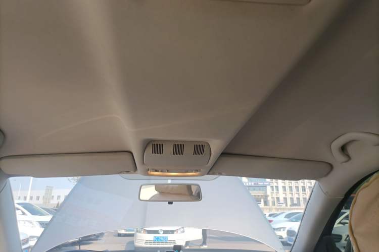 Used Skoda Octavia 2015 Classic Model 1.6L Manual Eado Version