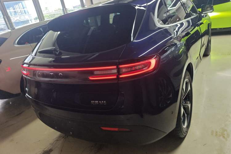 Used Hima AITO M5 2022 Extended-Range Four-Wheel Drive Performance Version Rear