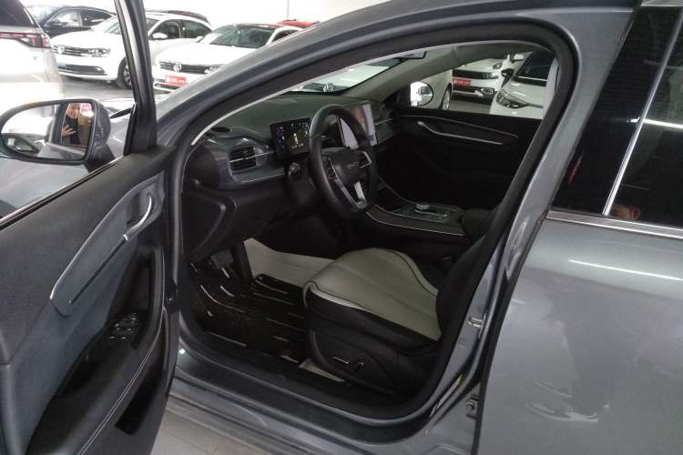 Used BYD Destroyer 05 2024 HONOR Edition DM-i 120KM Prestige Model
