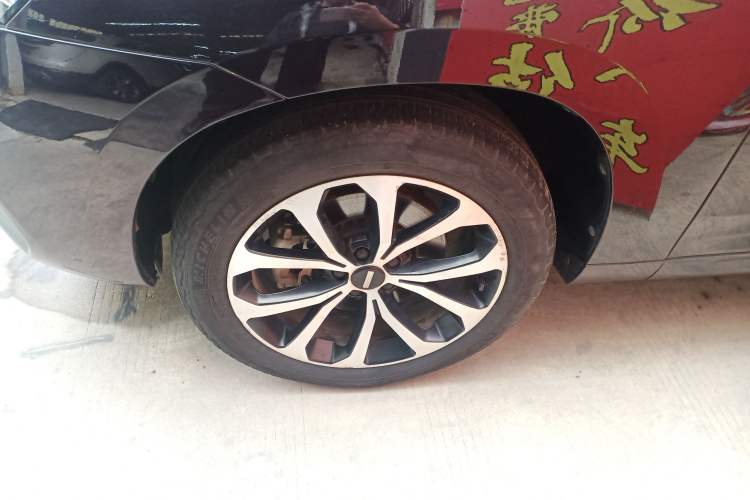 Used Wey VV7 2017 2.0T Ultra-Luxury Version Left Front Wheel Hub