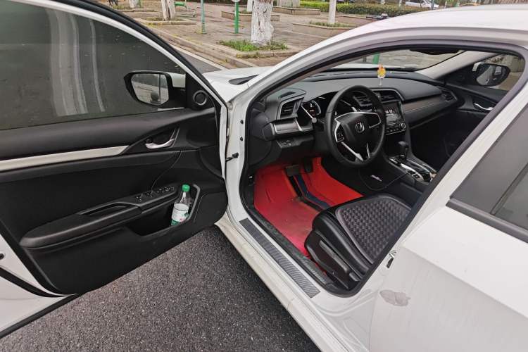 Used Honda Civic 2016 220TURBO CVT Luxury Edition