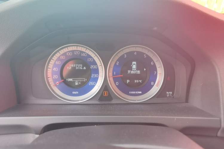 Used Volvo V60 2012 T6 AWD Sport Edition
