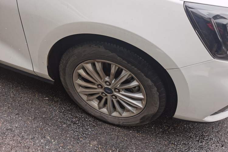 Used Ford Focus 2021 Sedan EcoBoost 180 Automatic Trendy Model