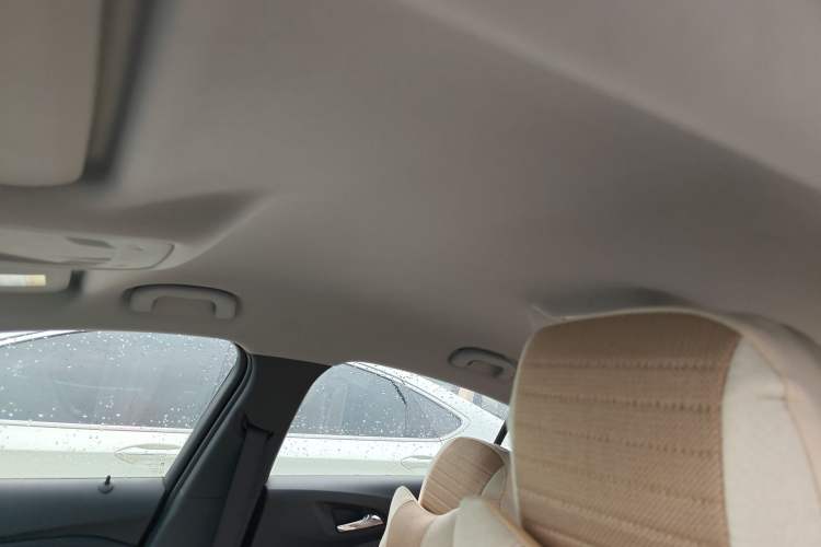 Used Chevrolet Cruze 2017 1.5L Manual Pioneer Edition
