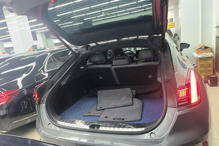 Used Zeekr 001 2021 Long-Range Dual-Motor WE Edition Trunk