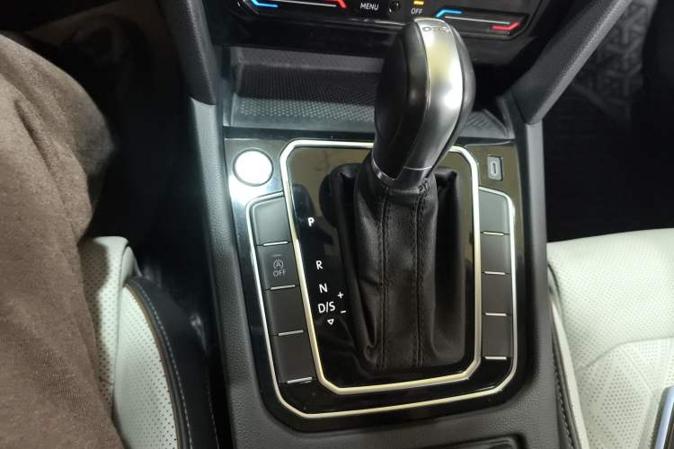 Used Volkswagen Magotan 2023 2 Million Units Commemorative Edition 330TSI DSG Luxury Version