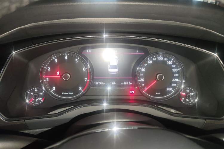 Used Volkswagen Phideon 2019 380TSI Two-Wheel Drive Business Edition China VI Standard
