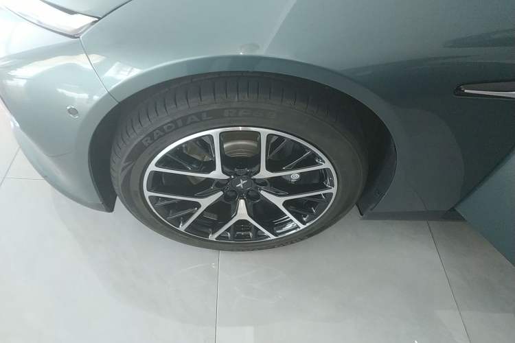 Used XPeng P7 2023 P7i 610 Max Performance Edition
