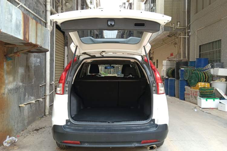 Used Honda CR-V 2013 2.4L two-wheel drive luxury version Trunk