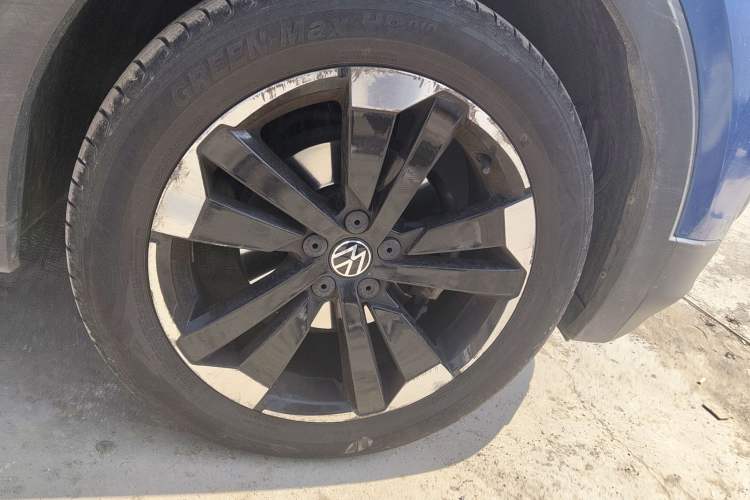 Used Volkswagen Tacqua 2020 1.5L Automatic Yue Right Front Wheel Hub
