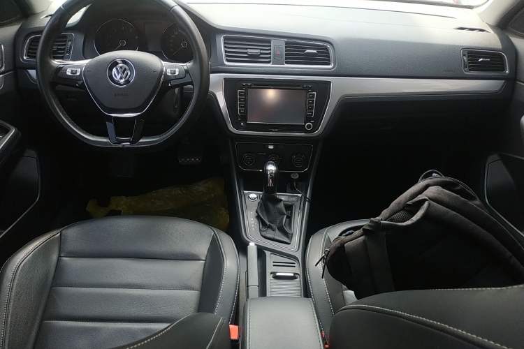 Used Volkswagen Gran Lavida 2017 180TSI DSG Comfort Edition
