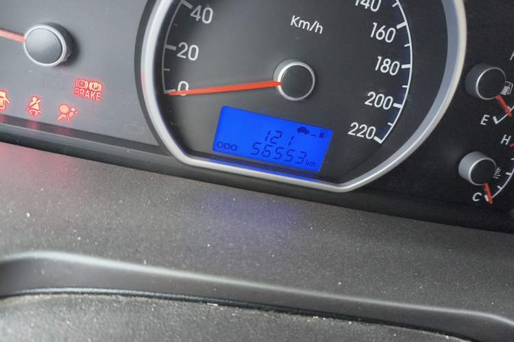 Used Hyundai Celesta 2011 1.6L Manual Luxury Model
