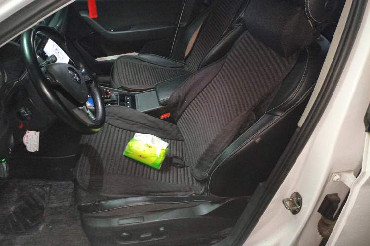 Used Skoda Superb 2016 TSI280 DSG Innovation Edition Left Front Seat