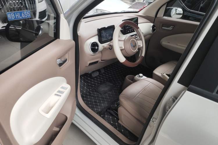 Used Wuling Hongguang MINIEV 2025 Four-Door Version Advanced Edition Driver Seat