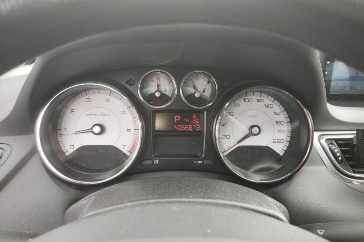 Used Peugeot 308 2014 Enjoy Edition Classic 1.6L Automatic Premium Model
