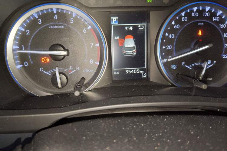 Used Toyota Highlander 2018 2.0T Four-Wheel Drive Prestige Version 7 Seats China V Emission Standard
