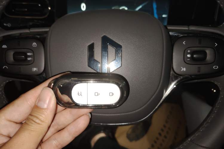 Used Leapmotor C01 2024 Pure Electric 525 Luxury Edition Vehicle Key