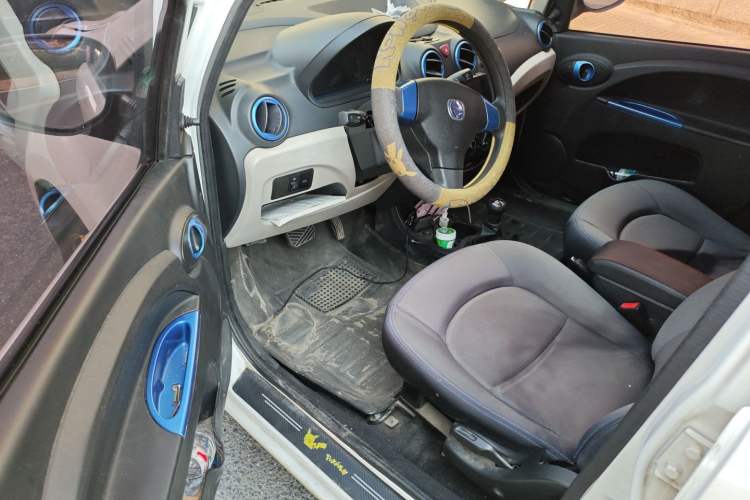 Used JMEV E200L 2018 E200L Standard Model (250 km)