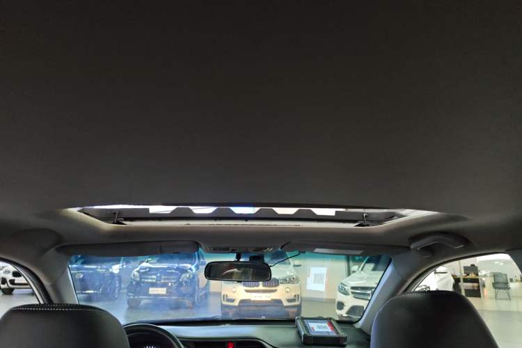 Used Honda Crider 2016 1.8L CVT Luxury Edition
