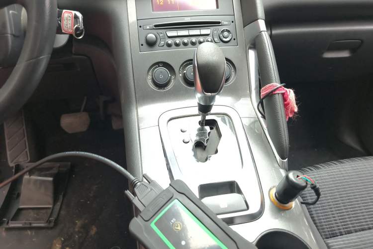 Used Peugeot 3008 2016 2.0L Automatic Classic Edition
