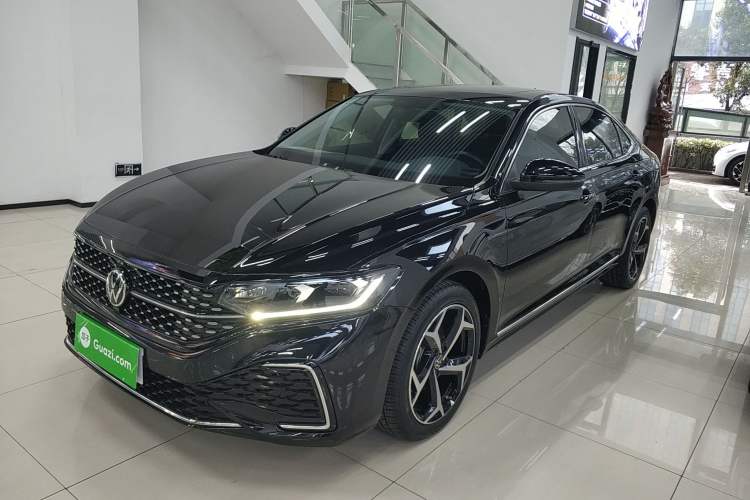 Used Volkswagen Passat 2023 Revised 330TSI Starry Elite Edition