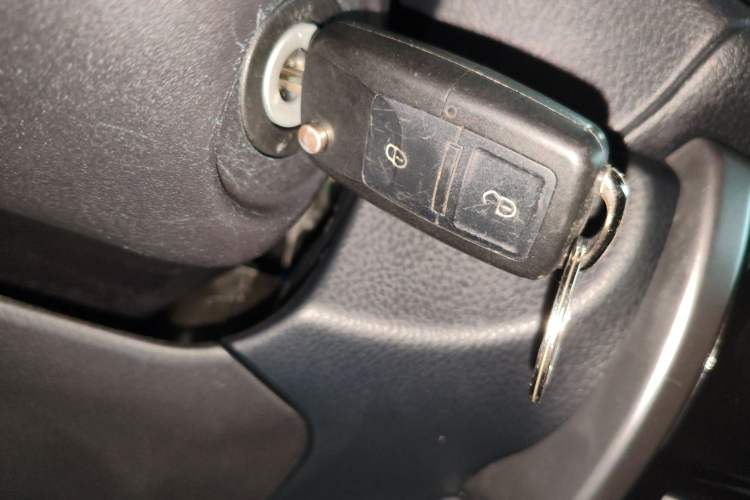 Used Toyota YARiS L Zhi Xiang 2022 1.5L CVT Leading PLUS Edition Vehicle Key