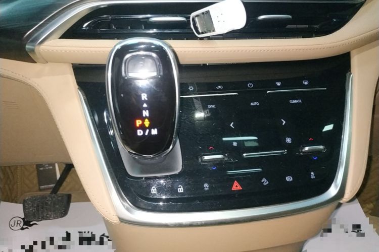 Used Buick GL8 2021 ES Landtrek 653T Luxury Model
