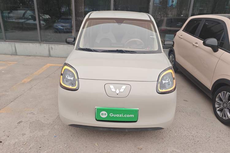 Used Wuling Hongguang MINIEV 2025 Four-Door Version Advanced Edition Front