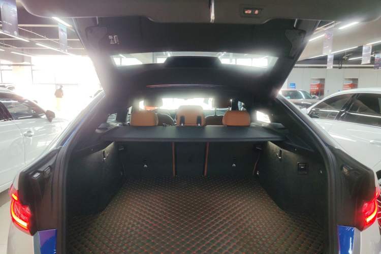 Used BMW 6 Series GT 2021 630i M Sport Package Trunk