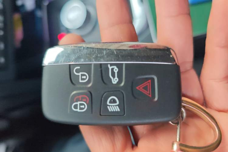 Used Land Rover Discovery Sport 2016 2.0T S
