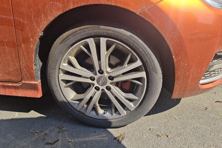 Used Chery Arrizo 5 2017 SPORT 1.5T Manual Luxury Edition Right Front Wheel Hub