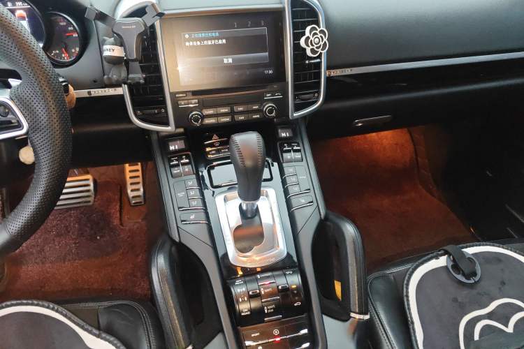 Used Porsche Cayenne 2016 Cayenne Platinum Edition 3.0T
